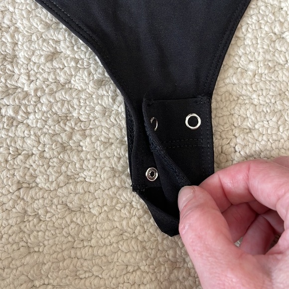 DYNAMITE NWT Maren Sculpt Long Sleeve Square Neck Bodysuit Size SMALL NEW - Picture 7 of 15